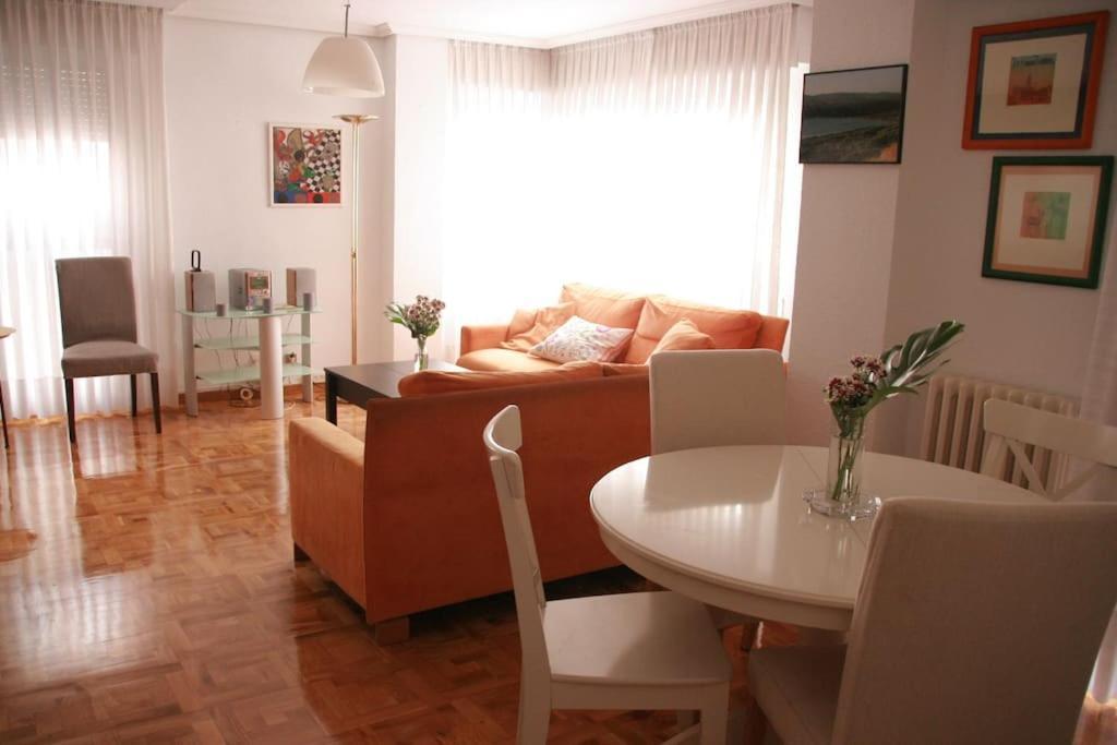 Lekker&Vida, Vivienda De Uso Turistico, Centrica, Garaje En El Edificio Leilighet Valladolid Eksteriør bilde