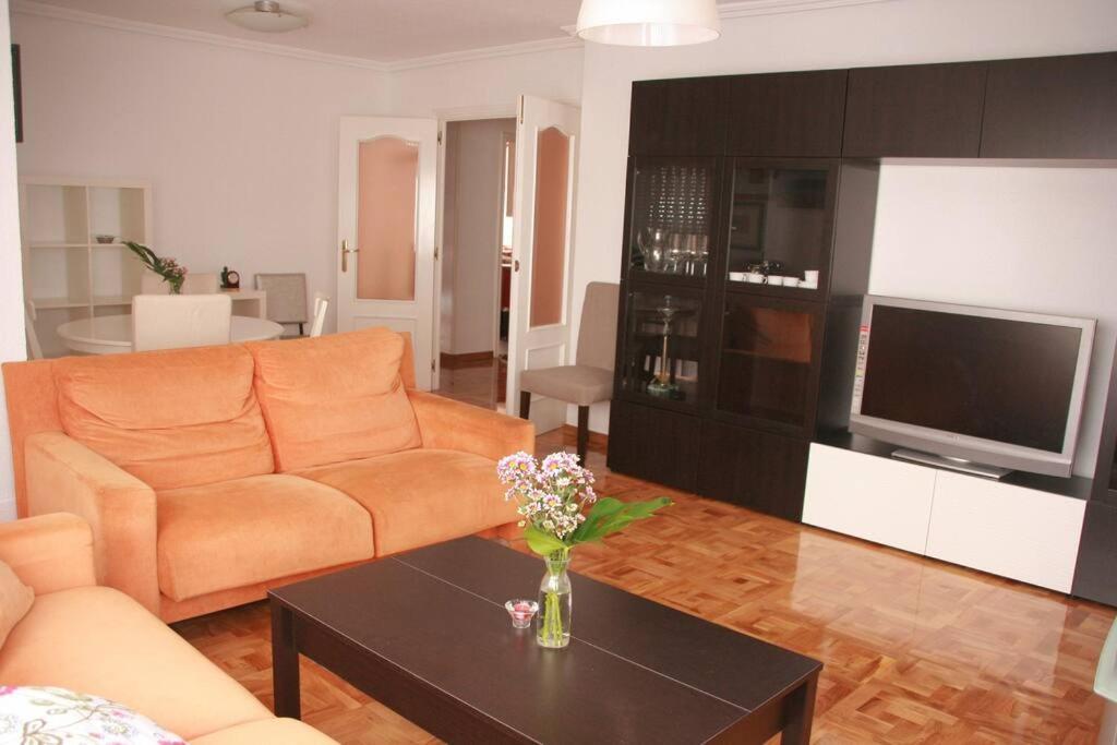 Lekker&Vida, Vivienda De Uso Turistico, Centrica, Garaje En El Edificio Leilighet Valladolid Eksteriør bilde